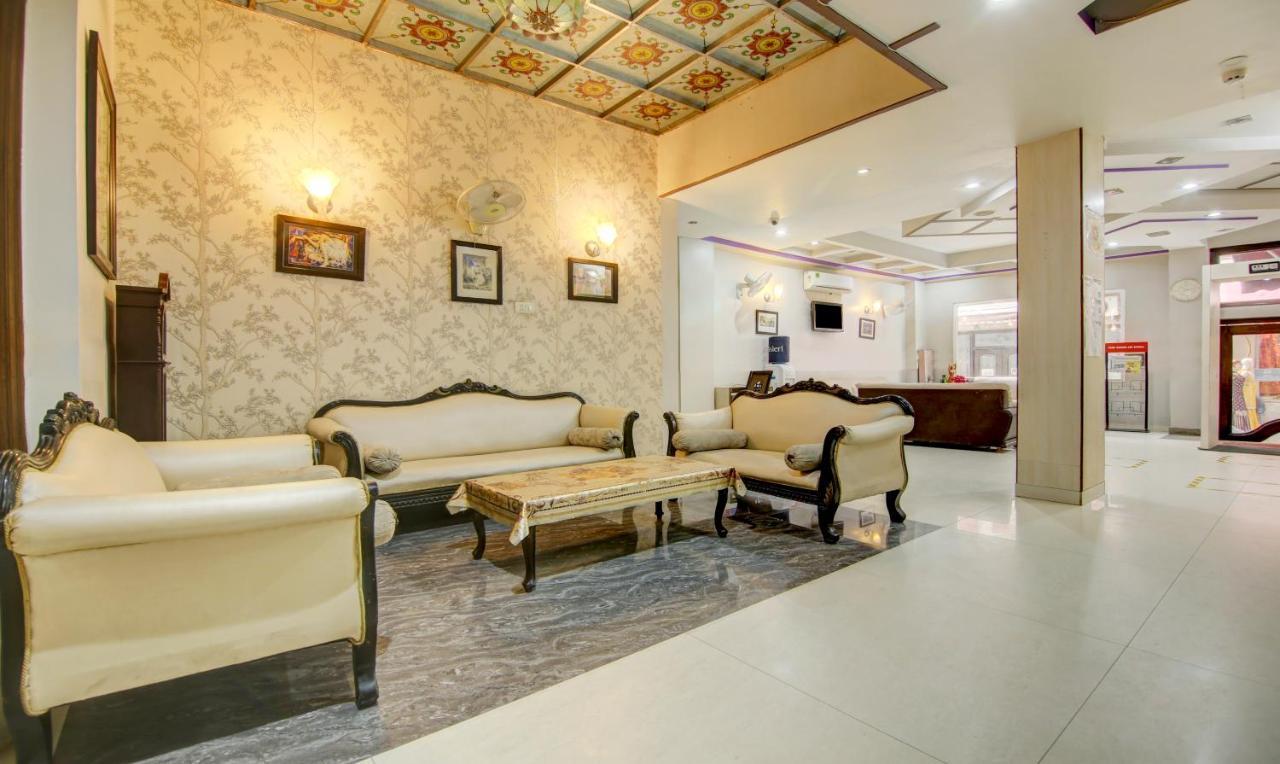 Treebo Rockwell Plaza Hotel Delhi  Exterior photo