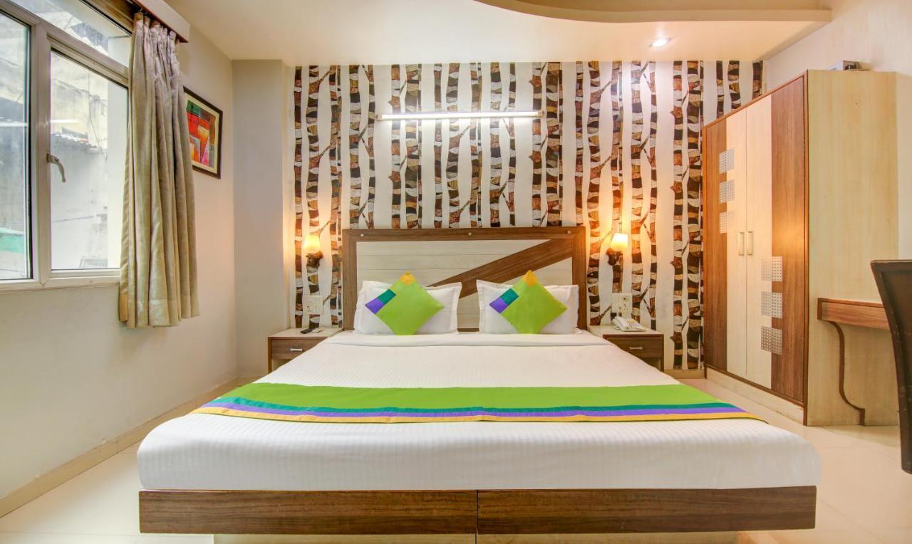 Treebo Rockwell Plaza Hotel Delhi  Exterior photo