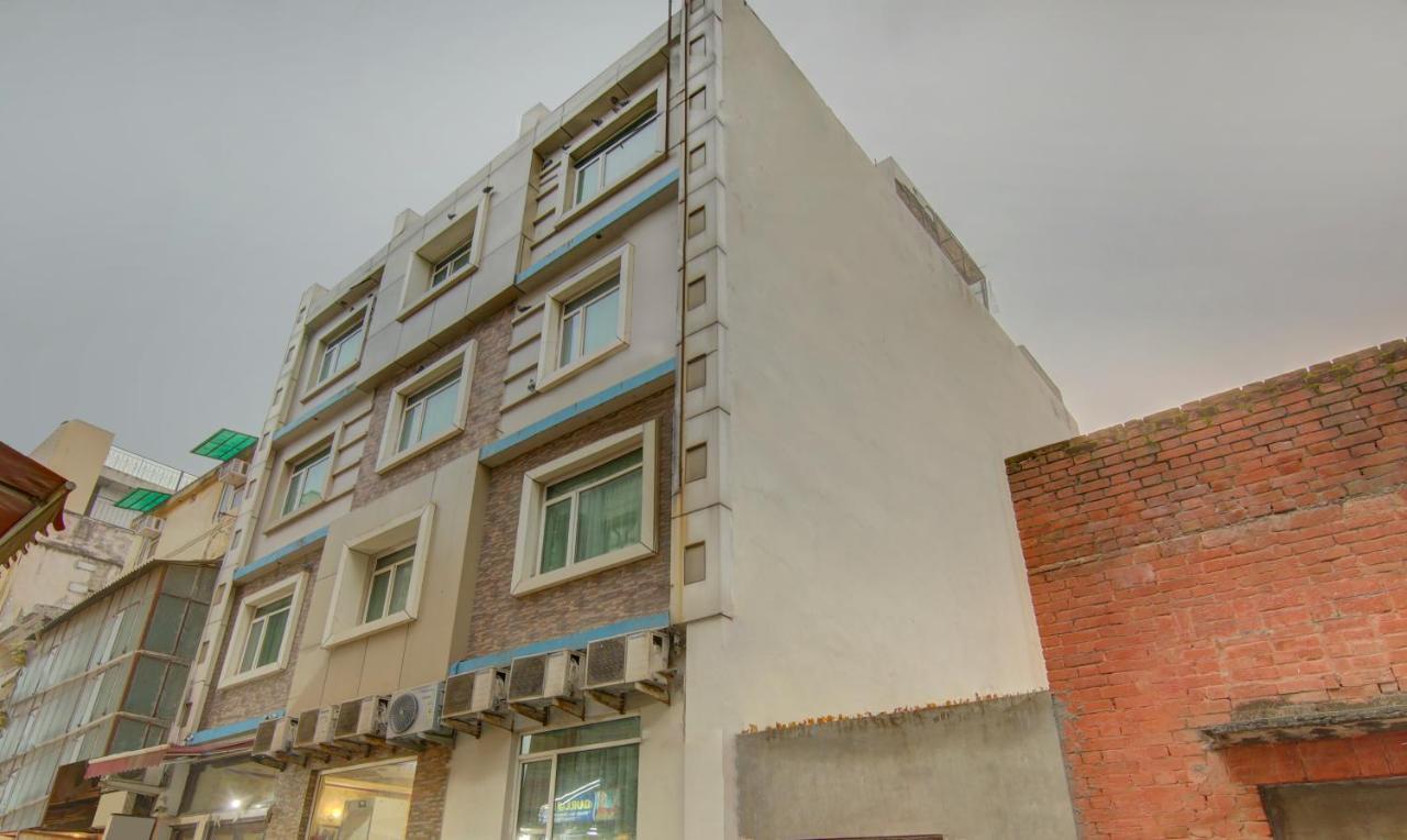 Treebo Rockwell Plaza Hotel Delhi  Exterior photo