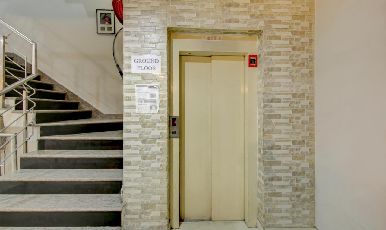 Treebo Rockwell Plaza Hotel Delhi  Exterior photo
