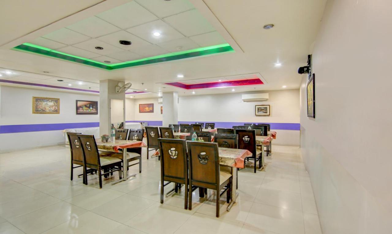 Treebo Rockwell Plaza Hotel Delhi  Exterior photo