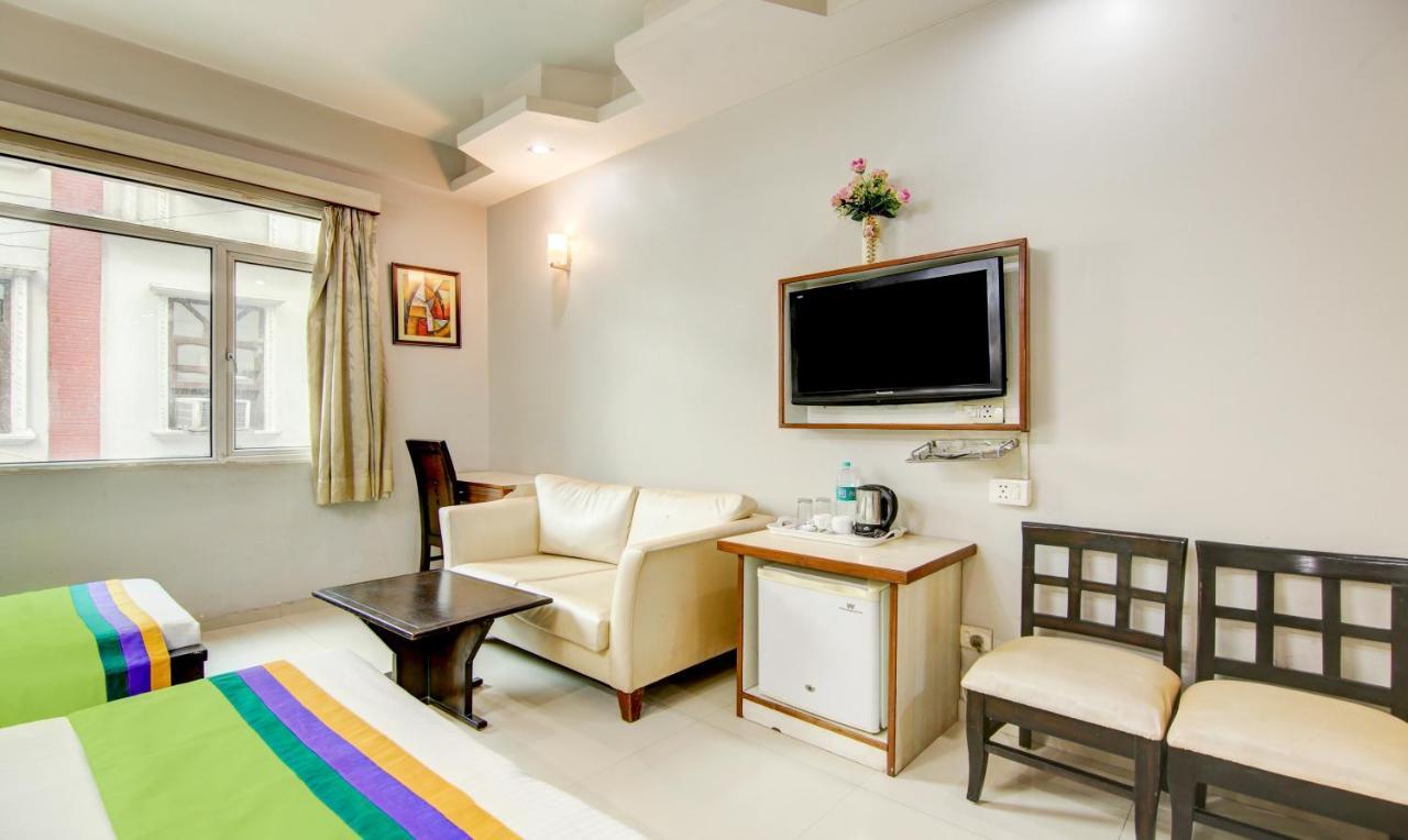 Treebo Rockwell Plaza Hotel Delhi  Exterior photo