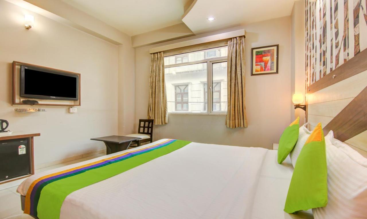 Treebo Rockwell Plaza Hotel Delhi  Exterior photo
