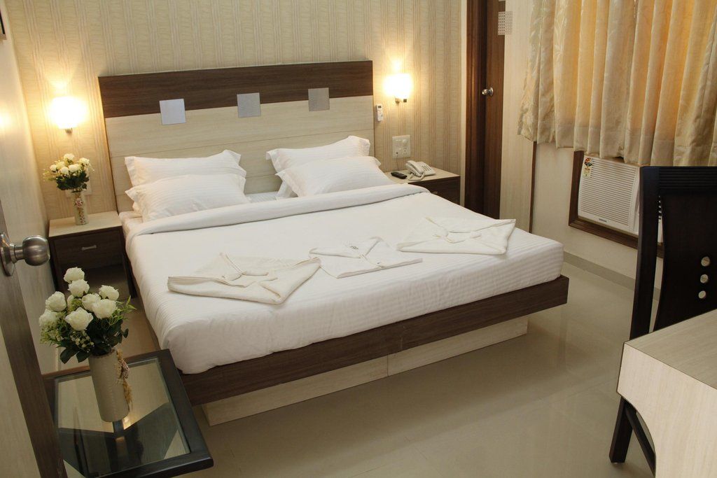 Treebo Rockwell Plaza Hotel Delhi  Exterior photo
